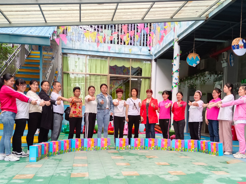 廣思雅幼兒園師生風采