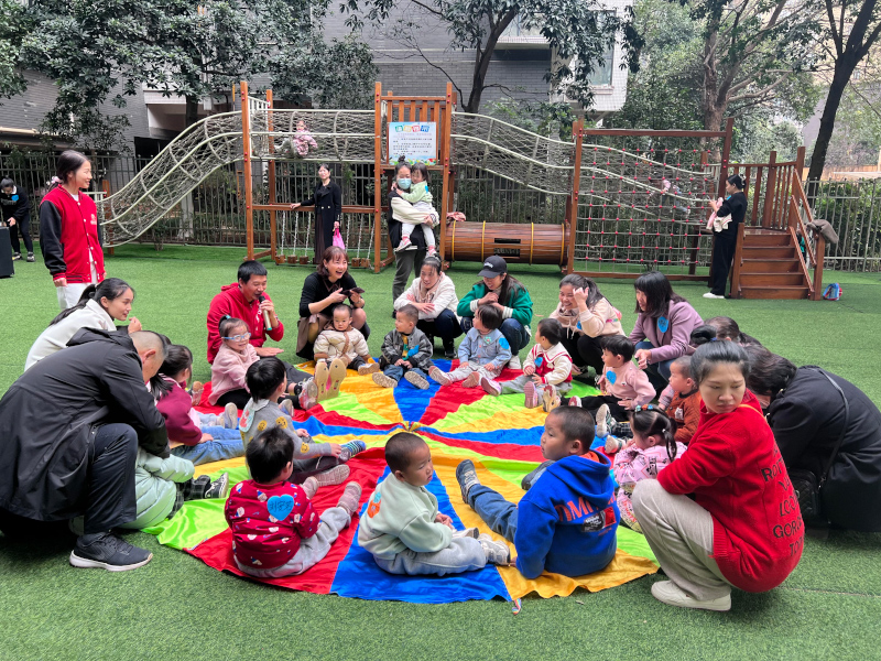 蘇仙區愛蓮湖畔幼兒園師生風采